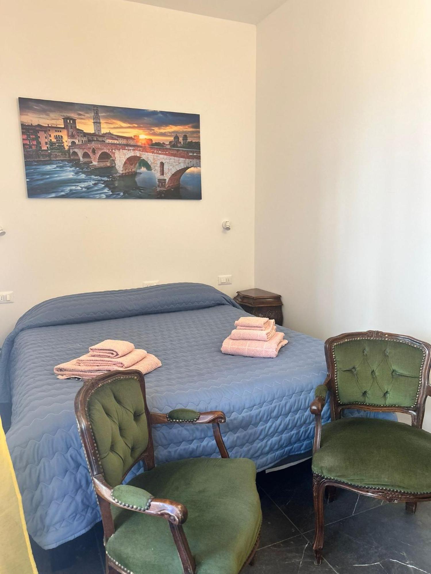 Minihouselarissa Diverona - Verona, Verona